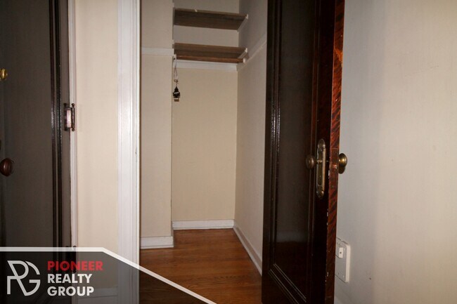 Foto del edificio - 4839 N Wolcott Ave