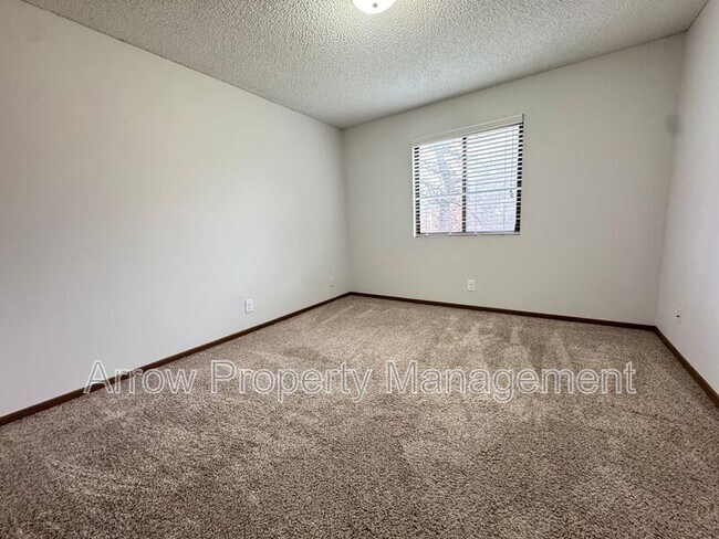 Foto del edificio - 3405 Holdrege St