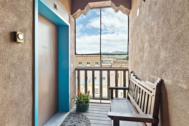 Foto del edificio - Classic Charm in the Heart of Downtown San...