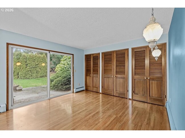 Building Photo - 12721 SE 352nd Ave