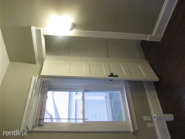 Fotografía del edificio - 1539 Rosewood Ave