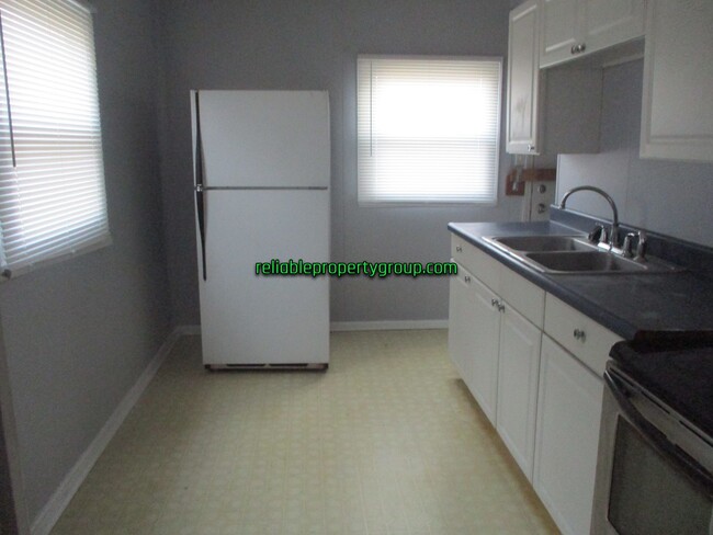 Building Photo - New Listing in Fort Wayne