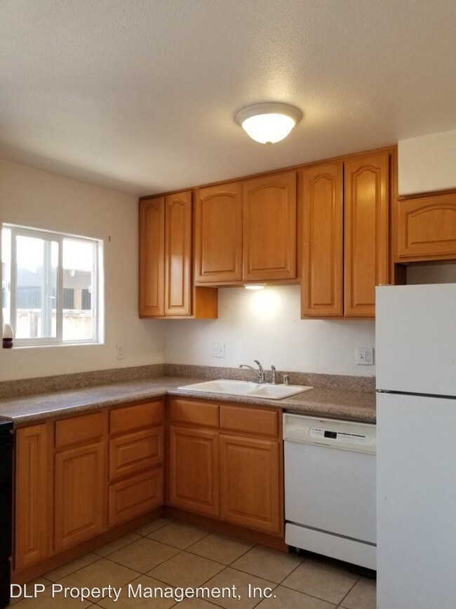 Foto del edificio - 2143 E Pacheco Blvd