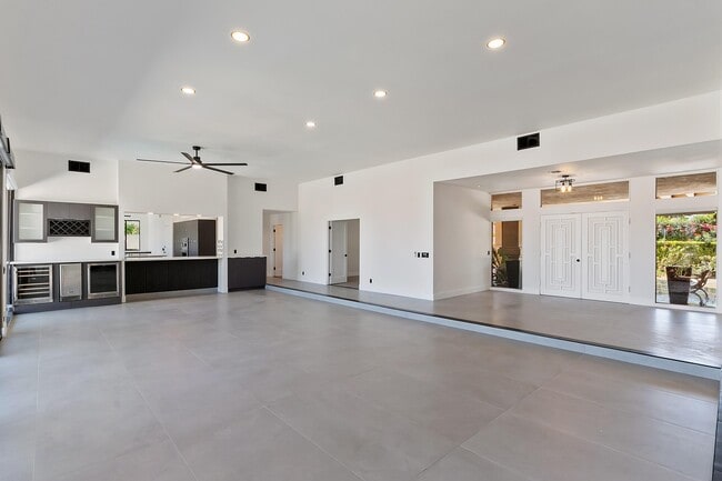 Foto del edificio - 73880 Grapevine St