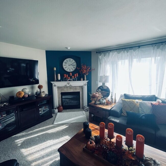 Foto del edificio - Crystal Heights Area of Puyallup-Fresh Pai...