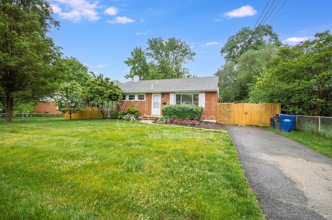 Photo - 6403 Wilcox Ct House