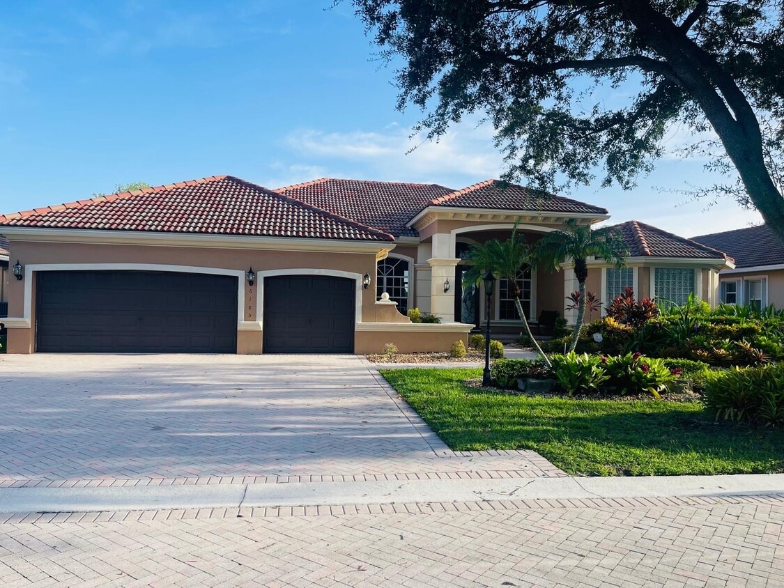 Foto principal - 6185 123rd Ln