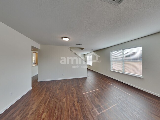Building Photo - 11023 Vollmer Lane