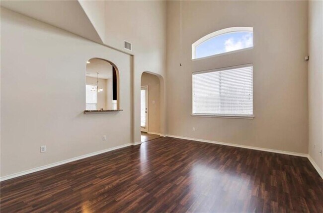 Foto del edificio - 9501 Sweetgum Dr