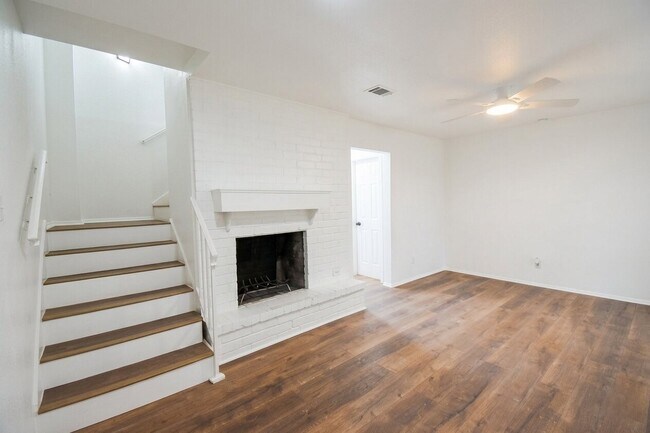 Foto del edificio - 433 Sunset Dr