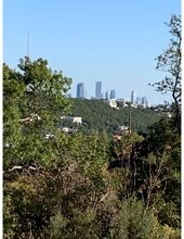 Building Photo - 1504 The High Rd