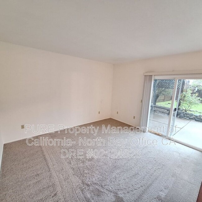 Building Photo - 1023 Santa Clara Ln