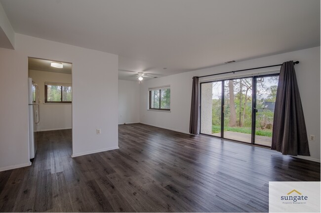 Building Photo - 613 Oakland Hills Ct