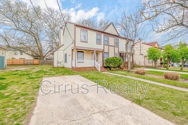 Building Photo - 317 49th St