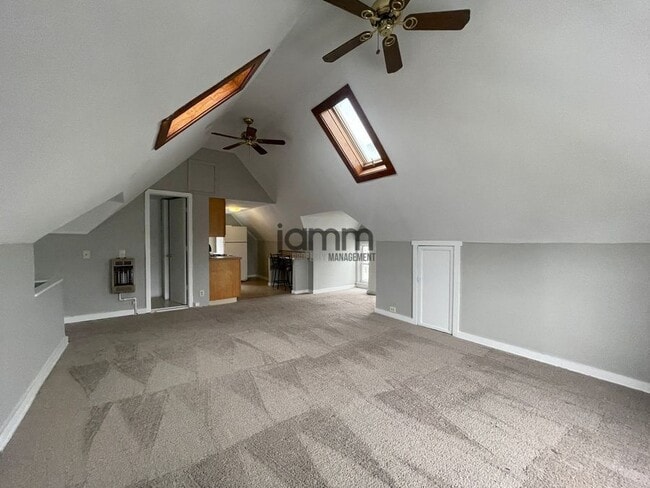 Building Photo - 1548 Alameda Ave