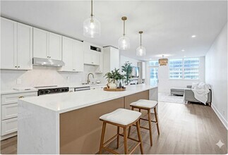 Building Photo - 4250 Galt Ocean Dr