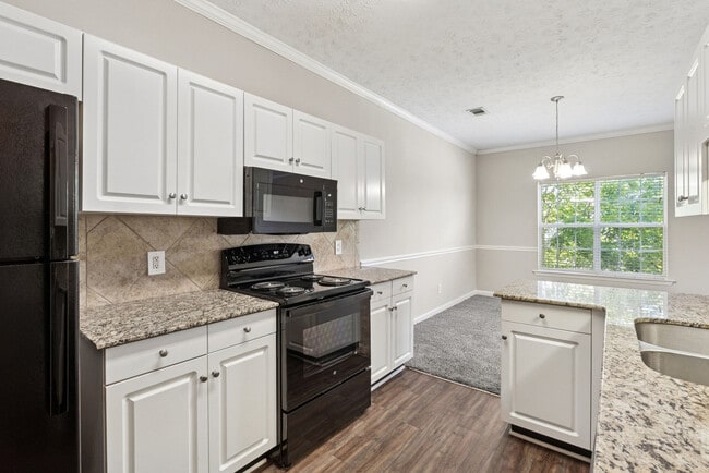 Building Photo - Steeple Crest Apartment Homes