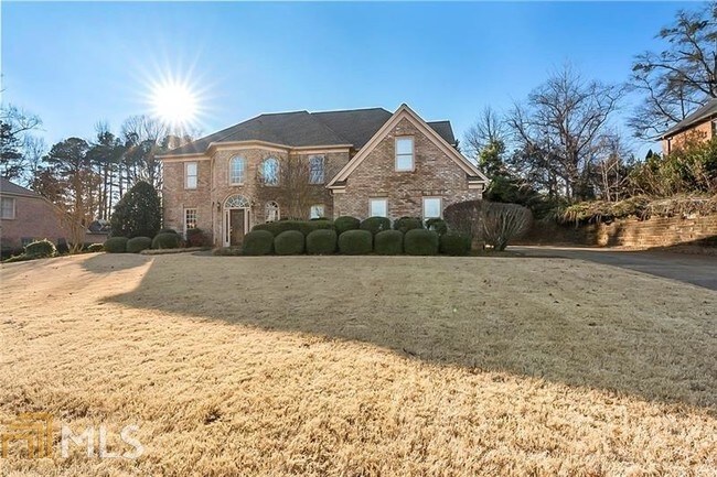 Building Photo - 5615 Habersham Valley