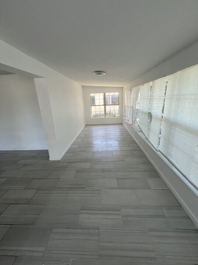 Foto del edificio - 43 Alamanda Dr
