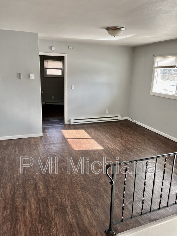 Foto principal - 2252 Huey St