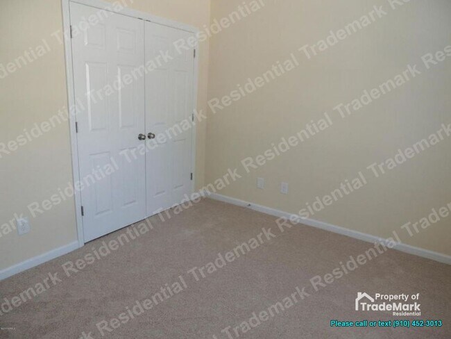 Foto del edificio - 3 Bedroom, 2 Bath House Available Now