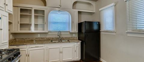 Foto del edificio - 2040 W Mistletoe Ave