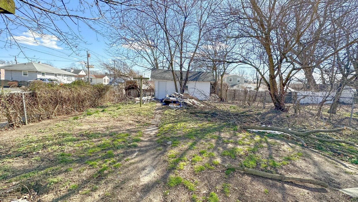 Primary Photo - 101 Magnolia Ave