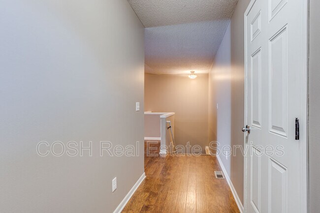 Foto del edificio - 1054 E Karla Ct