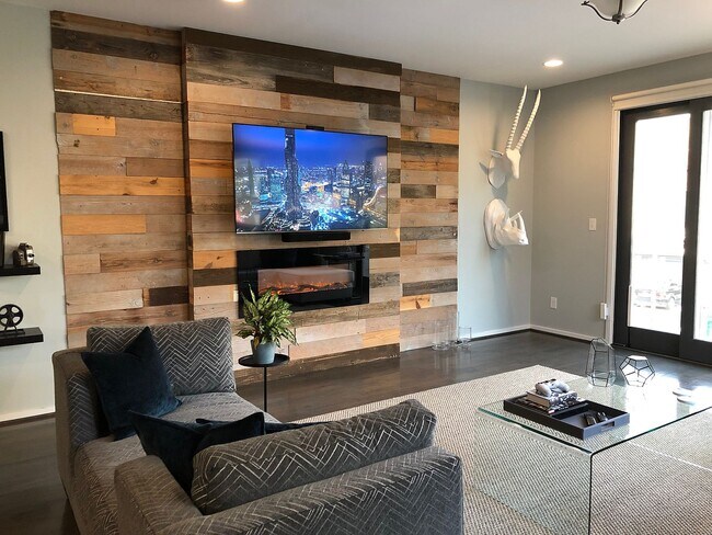 Foto del edificio - 913 Westbrook Dr