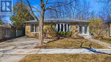 Building Photo - 481 Anthony Dr