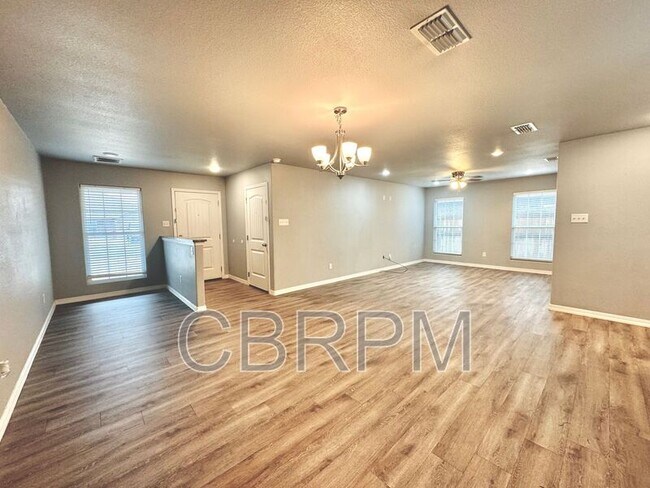 Foto del edificio - 1302 N Clinton Ave