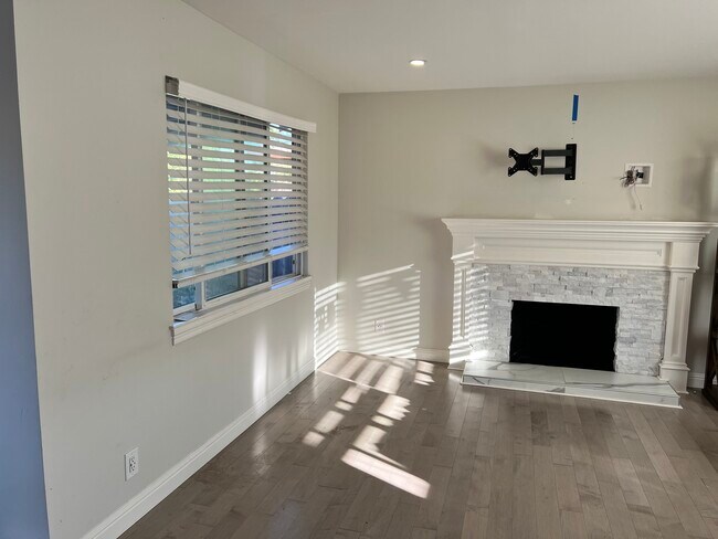 Foto del edificio - 154 Heath St