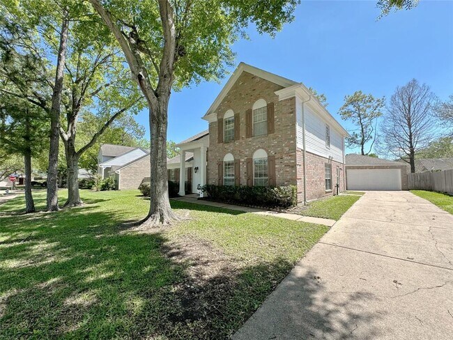 Building Photo - 3407 Streamside Ln