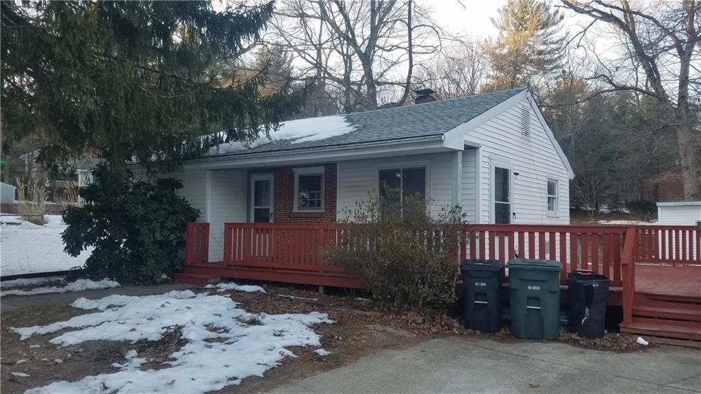 Primary Photo - 85 Angus St