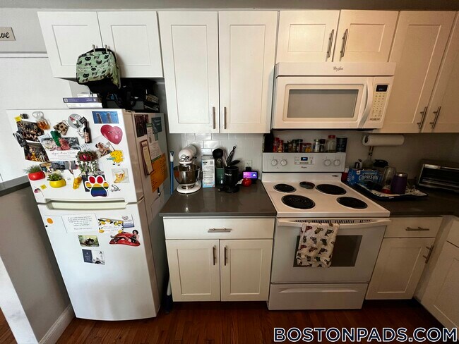 Foto del edificio - 134 Summer St