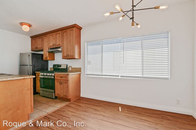 Building Photo - 2 br, 2 bath Apartment - 824 10th Street 8...