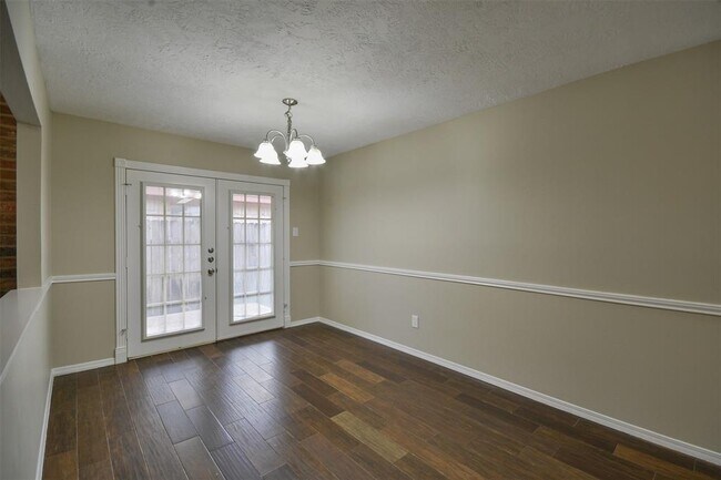 Building Photo - 3626 Kennington Ct