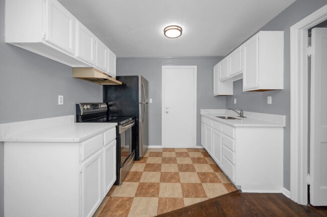 Foto del edificio - 4345 Matson Ave