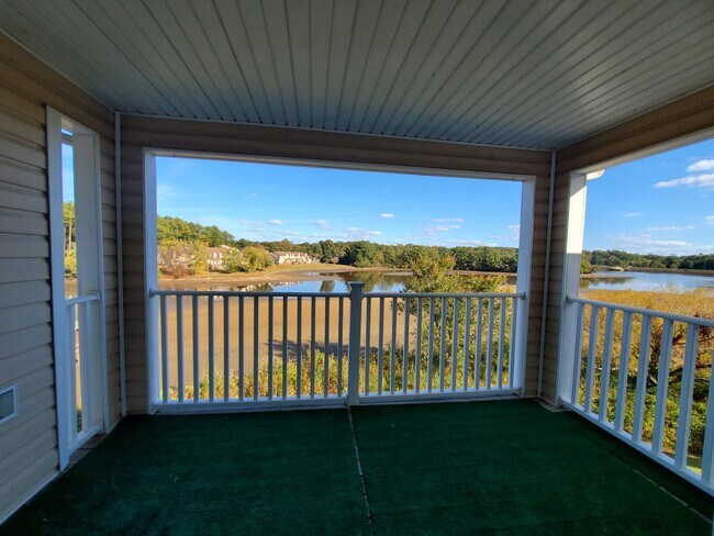 Foto del edificio - 3330-11 Harbour Pointe ~ Harbour Pointe