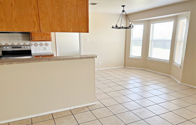 Foto del edificio - 4203 Lonesome Dove Dr