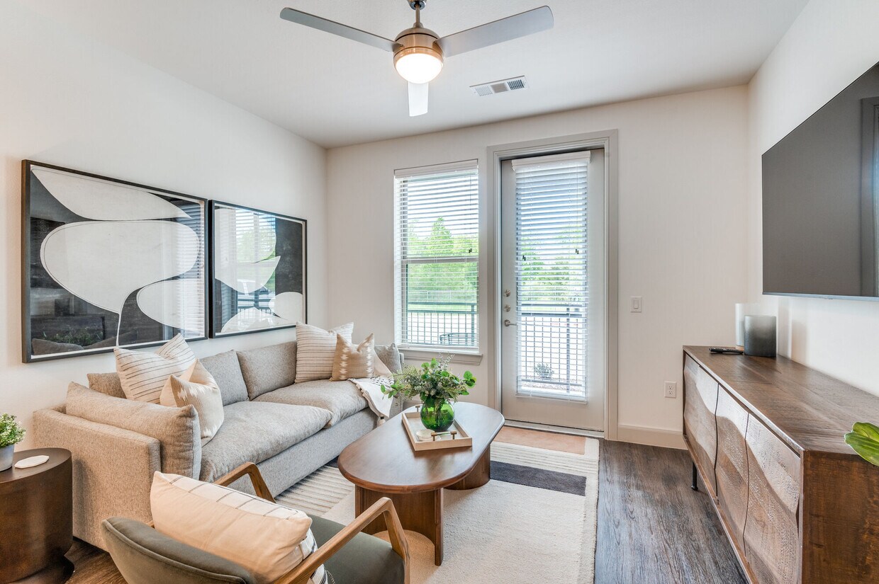 Park Hill 1210 N Cockrell Hill Rd Dallas, TX Apartments for Rent in