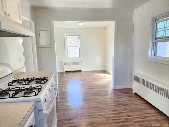 Foto del edificio - 184 Priscilla Ave