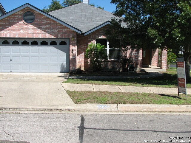 Building Photo - 3900 Davenport-