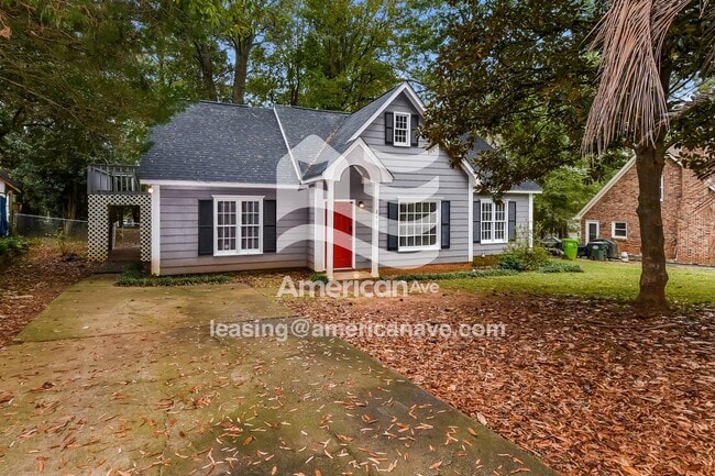 Building Photo - 241 Holmsbury Rd