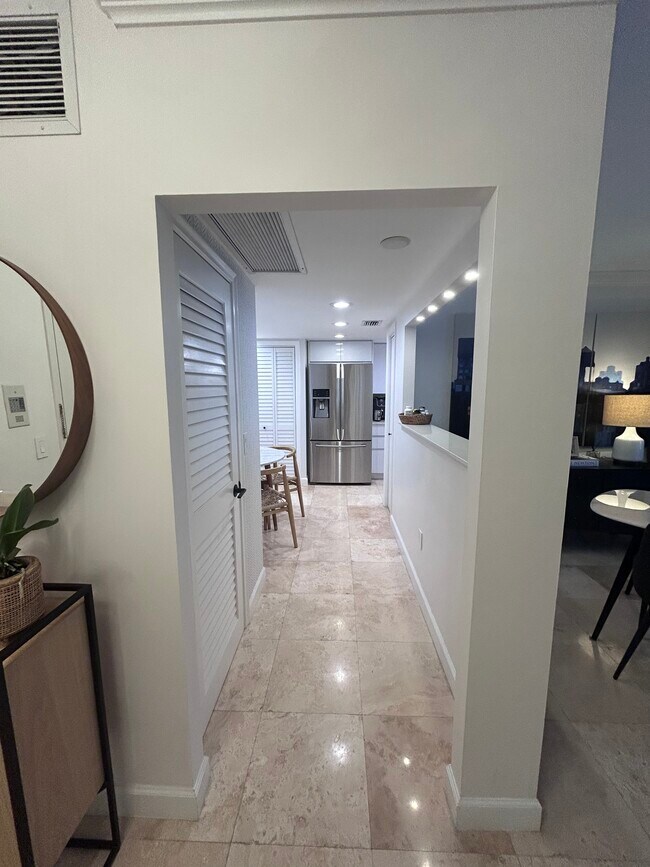 Building Photo - 9801 Collins Ave