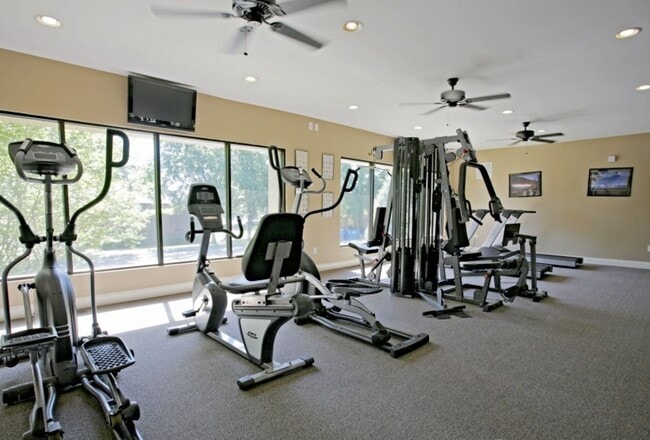 Building Photo - bg0724