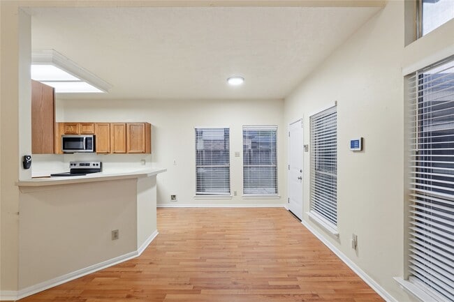 Building Photo - 14203 Torrey Forest Dr