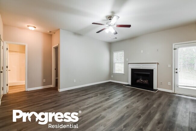 Foto del edificio - 6338 Oakwell Ct