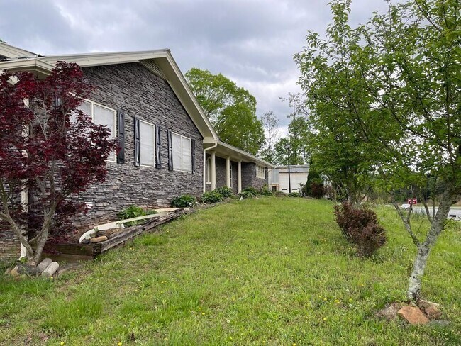 Foto del edificio - 2717 Buford Hwy