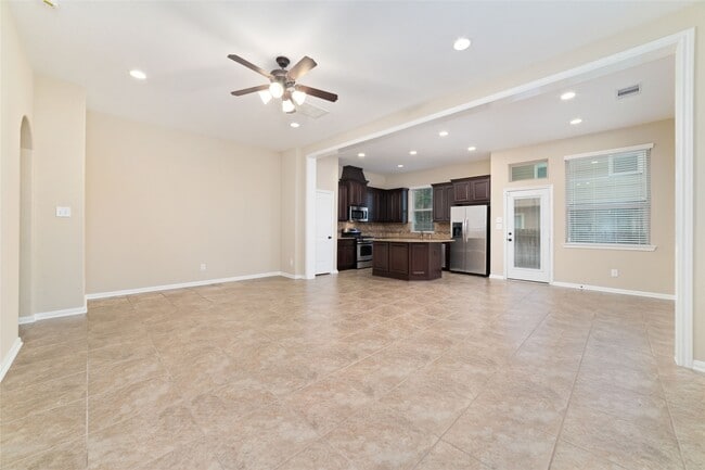 Building Photo - 9 Cheswood Manor Drive